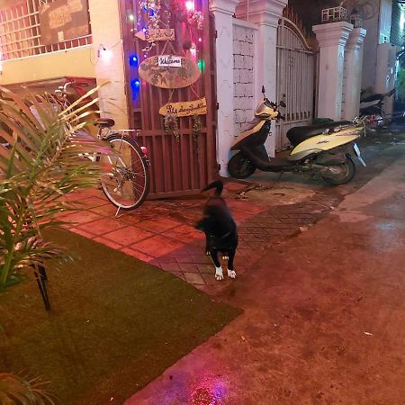 Peri Evi Hostel Phnom Penh Bassac Lane Dış mekan fotoğraf