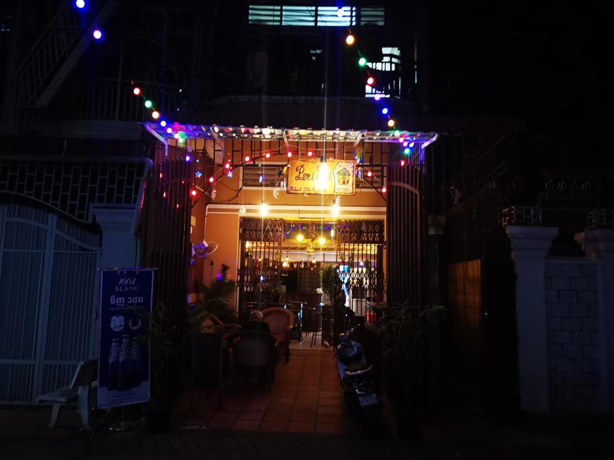 Peri Evi Hostel Phnom Penh Bassac Lane Dış mekan fotoğraf