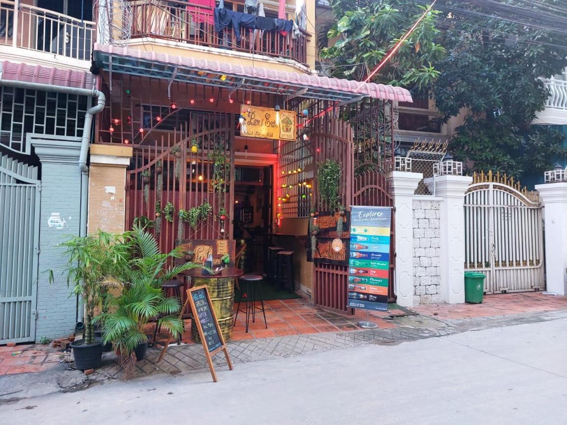 Peri Evi Hostel Phnom Penh Bassac Lane Dış mekan fotoğraf
