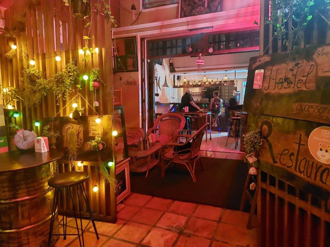Peri Evi Hostel Phnom Penh Bassac Lane Dış mekan fotoğraf