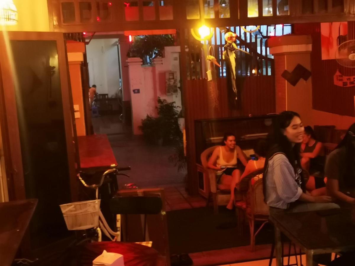 Peri Evi Hostel Phnom Penh Bassac Lane Dış mekan fotoğraf