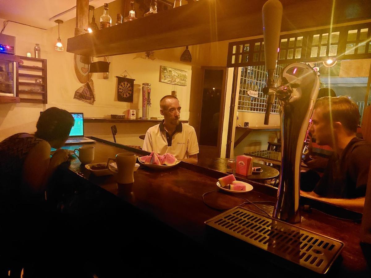 Peri Evi Hostel Phnom Penh Bassac Lane Dış mekan fotoğraf