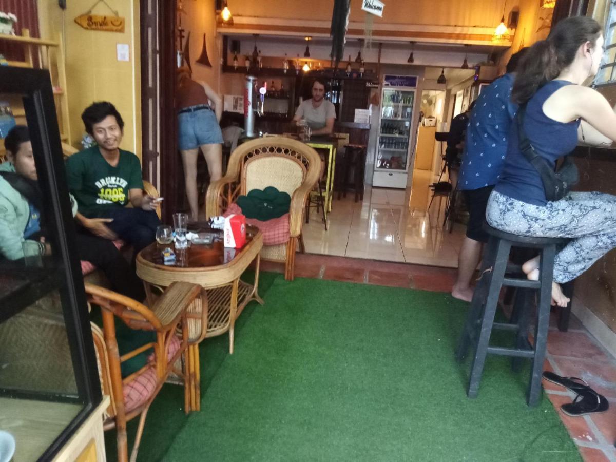 Peri Evi Hostel Phnom Penh Bassac Lane Dış mekan fotoğraf