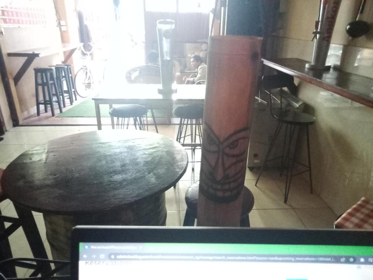 Peri Evi Hostel Phnom Penh Bassac Lane Dış mekan fotoğraf