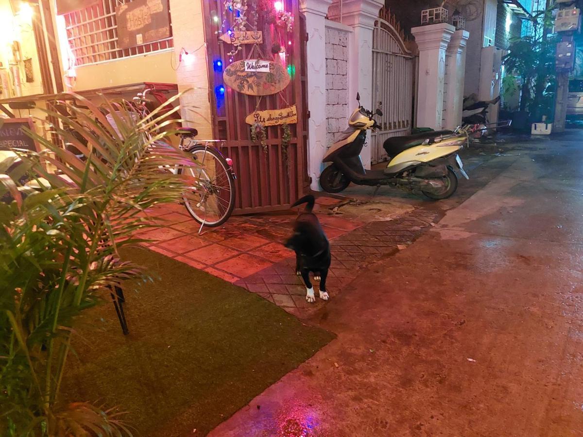 Peri Evi Hostel Phnom Penh Bassac Lane Dış mekan fotoğraf