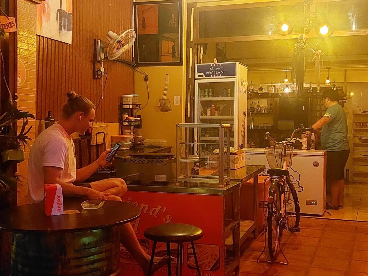 Peri Evi Hostel Phnom Penh Bassac Lane Dış mekan fotoğraf